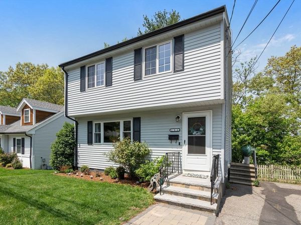195 College Farm Rd, Waltham, MA 02451