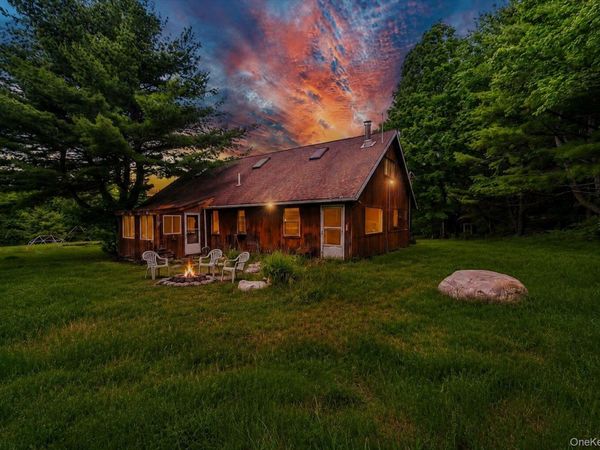 101 Red Star Road, Greenfield Park, NY 12435