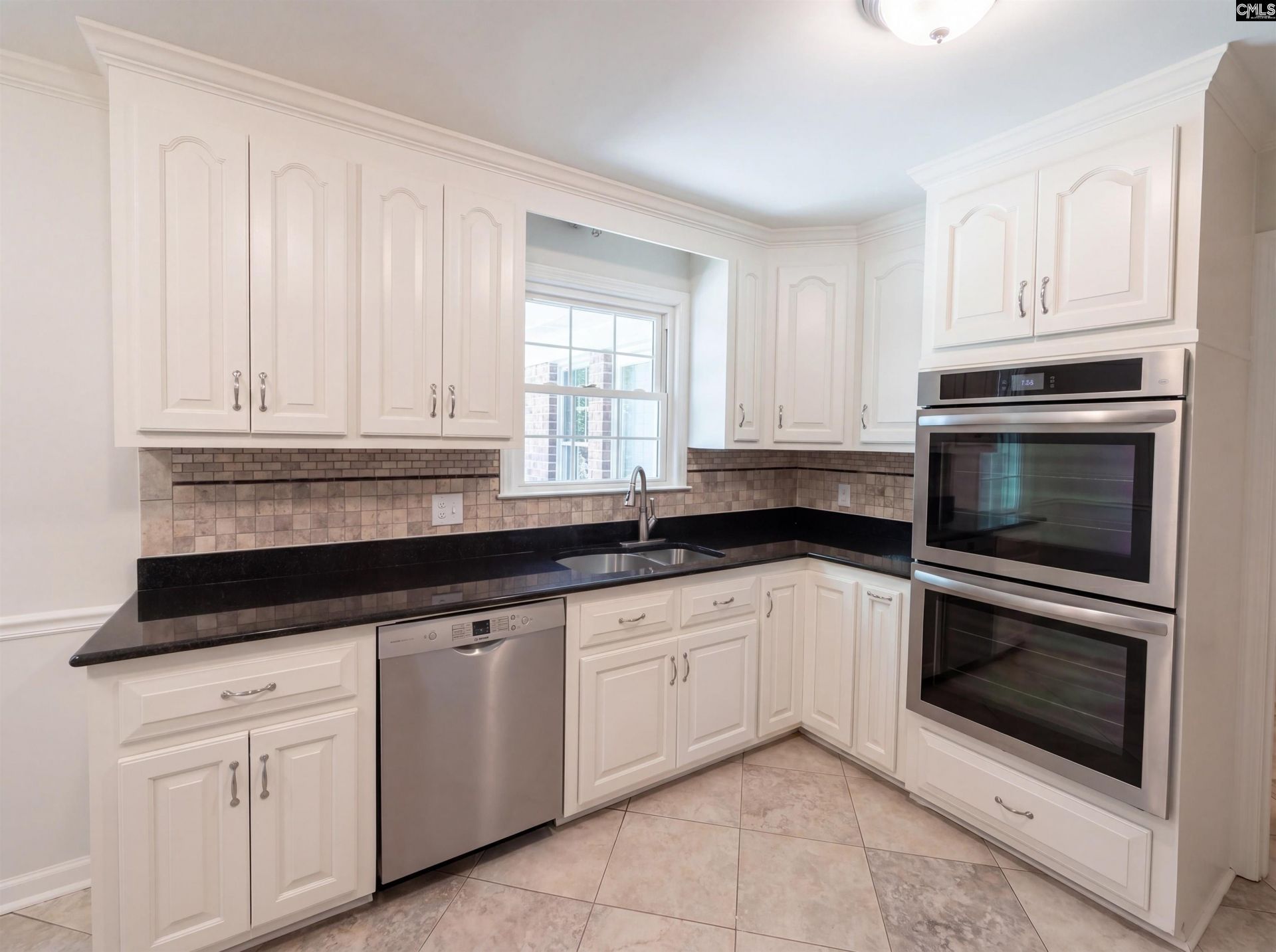 9654 Windsor Lake Boulevard Photo 14