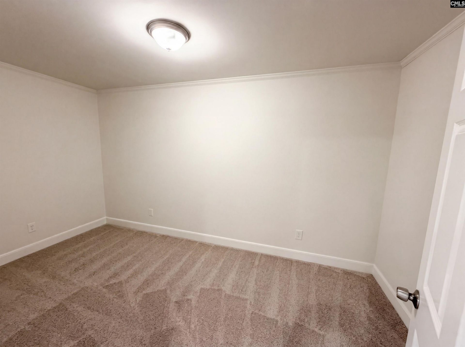 9654 Windsor Lake Boulevard Photo 17