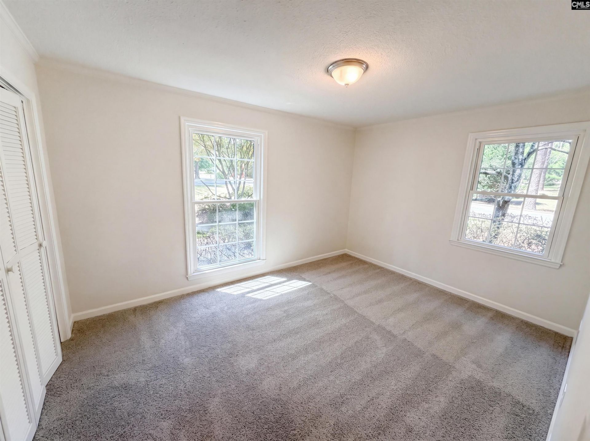 9654 Windsor Lake Boulevard Photo 24
