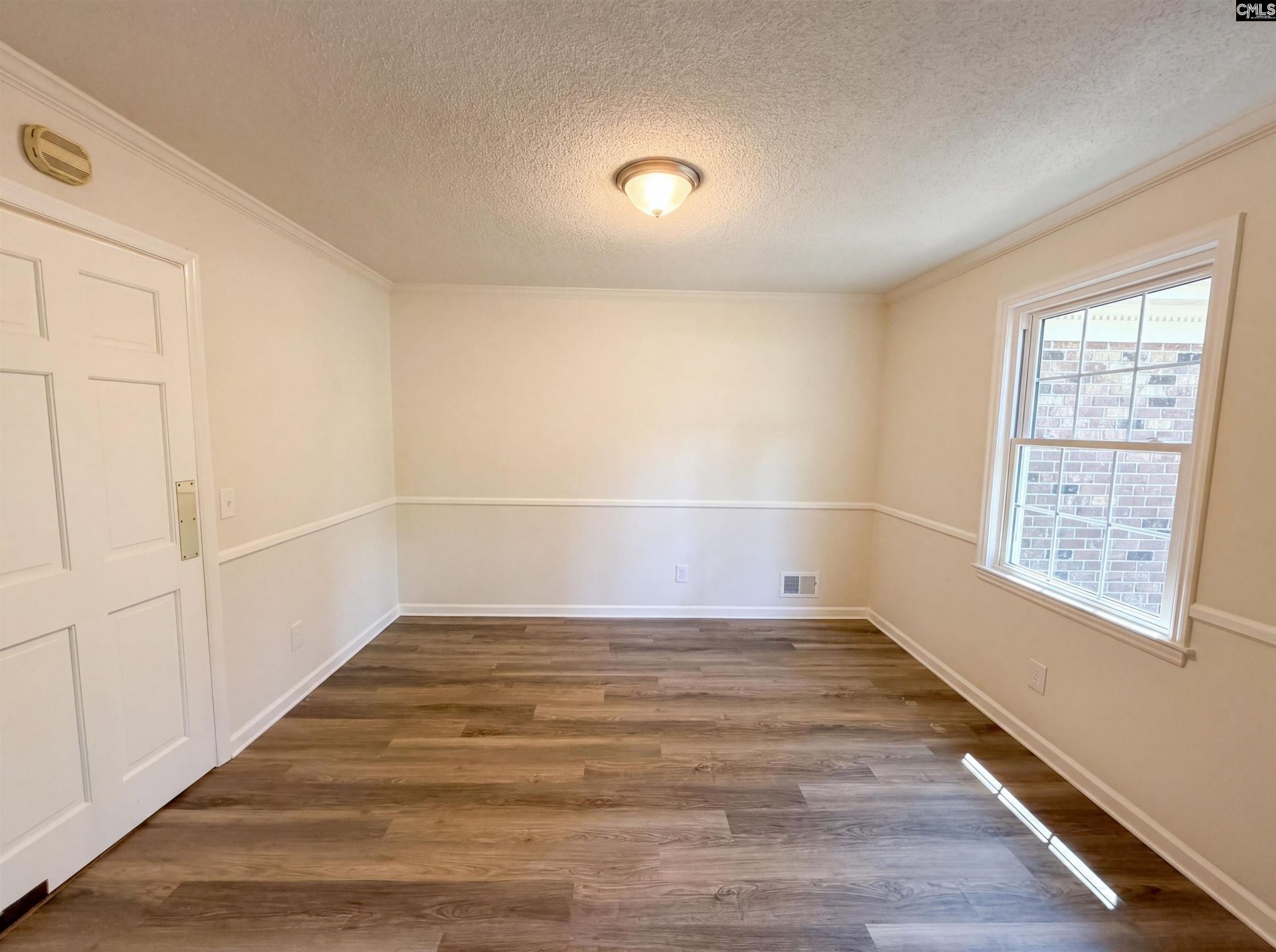 9654 Windsor Lake Boulevard Photo 26