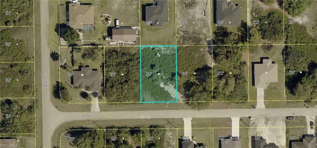 437 Poplar St, Lehigh Acres, FL 33974 Main Photo