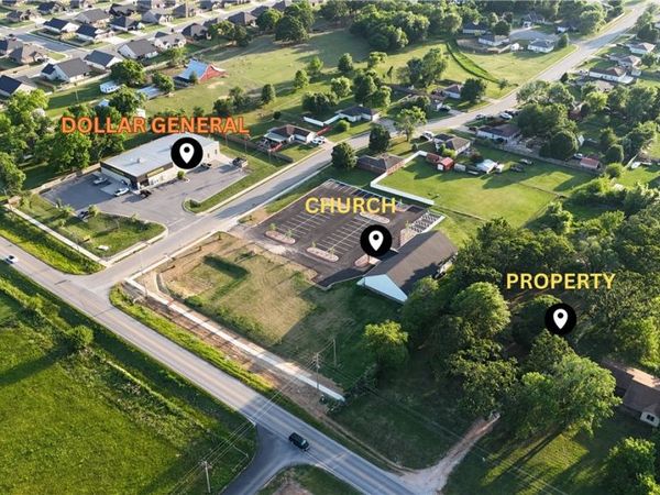 15615 & 15621 Highway 94 , Pea Ridge, AR 72751