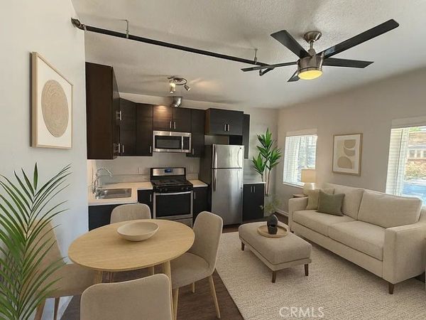 601 Linden Avenue, Unit 201, Long Beach, CA 90802