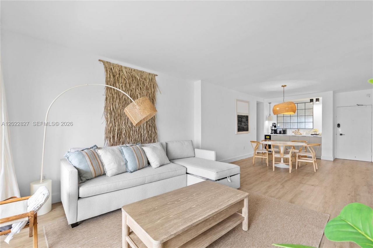 300 Bayview Dr , Unit 1504, Sunny Isles Beach, FL 33160 Photo