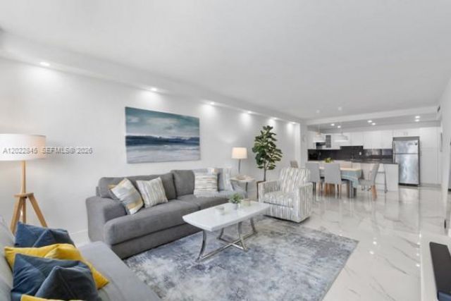19390 Collins Ave , Unit 817, Sunny Isles Beach, FL 33160 Photo