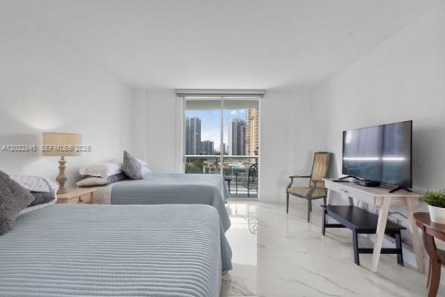 19390 Collins Ave , Unit 817, Sunny Isles Beach, FL 33160 Photo