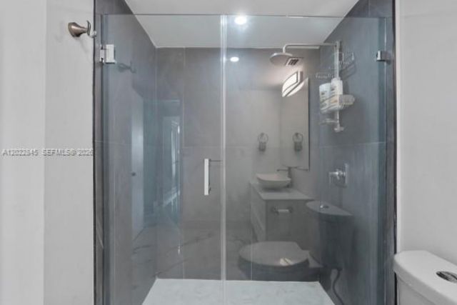19390 Collins Ave , Unit 817, Sunny Isles Beach, FL 33160 Photo