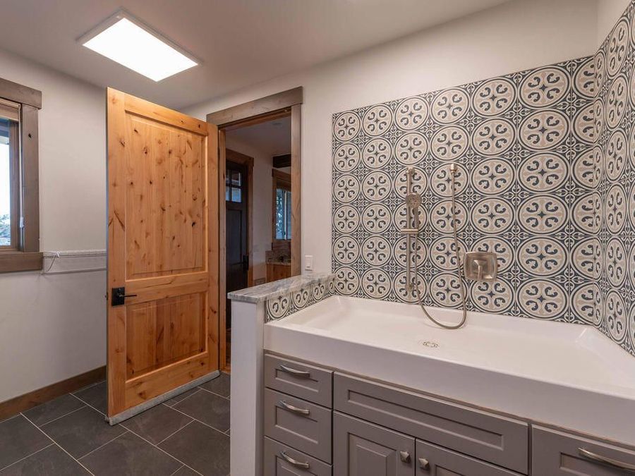 Property Image 121