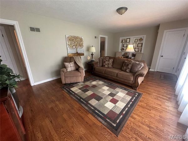 1744 Luce Street , Cape Girardeau, MO 63701