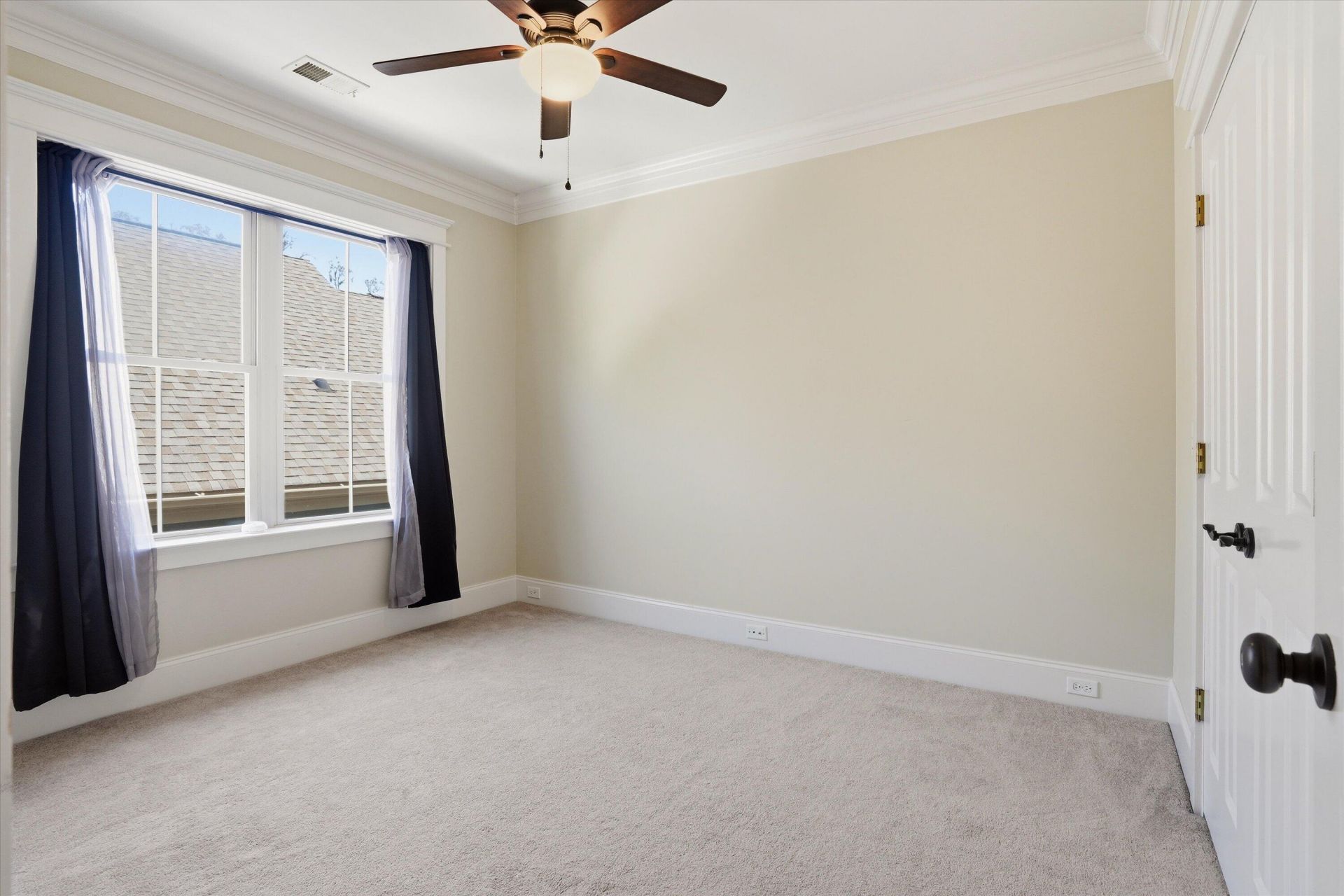 8577 Refuge Pointe Circle Photo 32