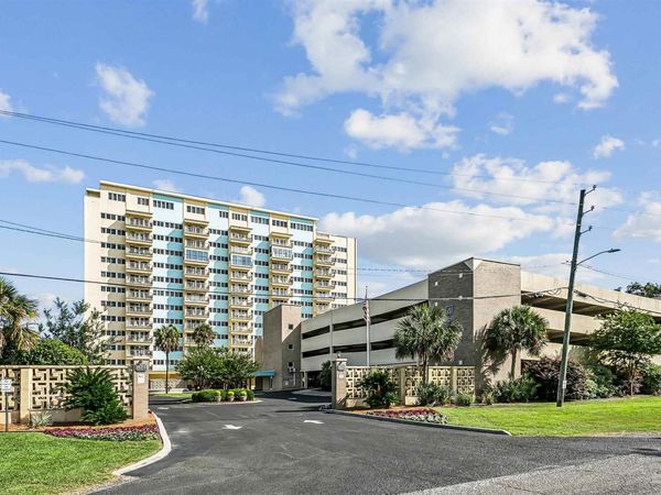 825 Bayshore Dr, Unit 405, Pensacola, FL 32507