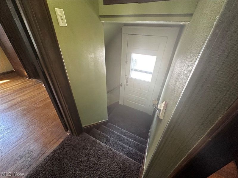 513 W Waterloo Road, Akron, OH 44314 Photo 10