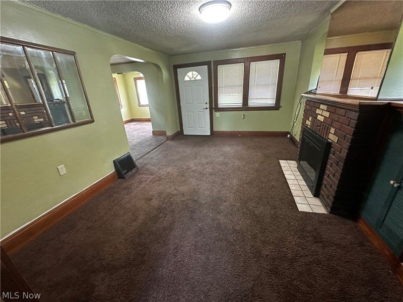 513 W Waterloo Road, Akron, OH 44314 Photo 12