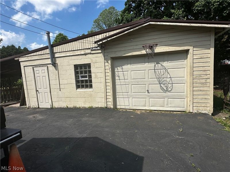 513 W Waterloo Road, Akron, OH 44314 Photo 26