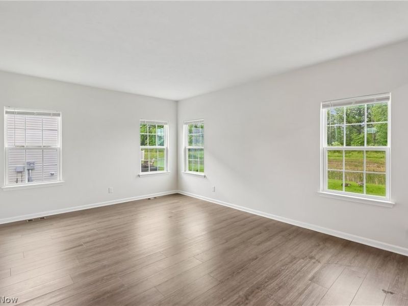 1594 Slick Rock Drive, Painesville, OH 44077 Photo 3
