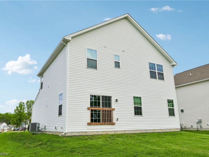 1594 Slick Rock Drive, Painesville, OH 44077 Photo 5