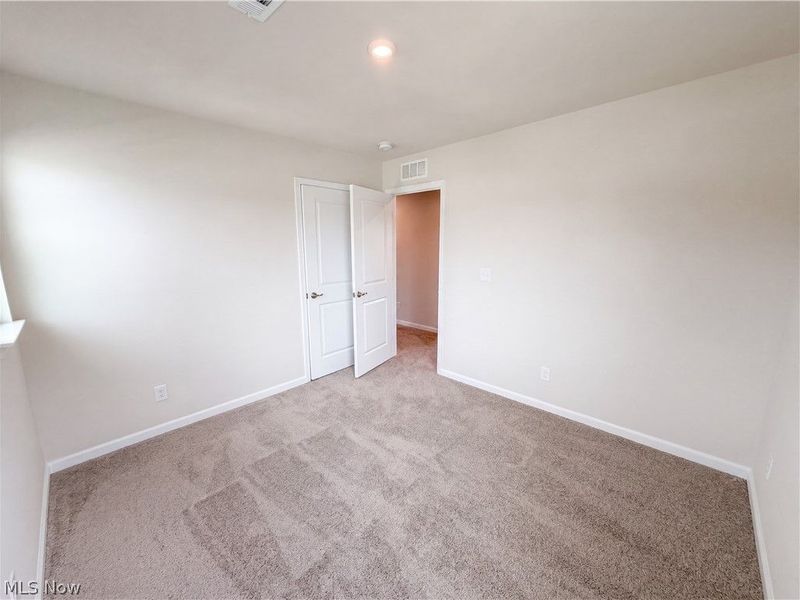 1594 Slick Rock Drive, Painesville, OH 44077 Photo 8