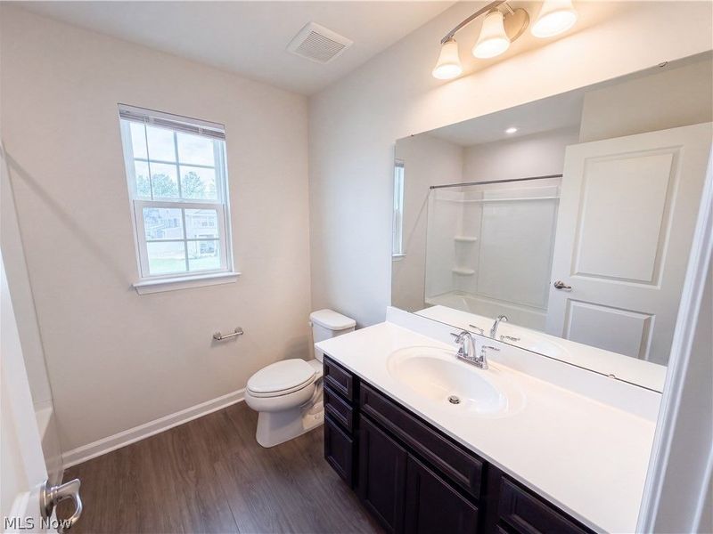 1594 Slick Rock Drive, Painesville, OH 44077 Photo 9