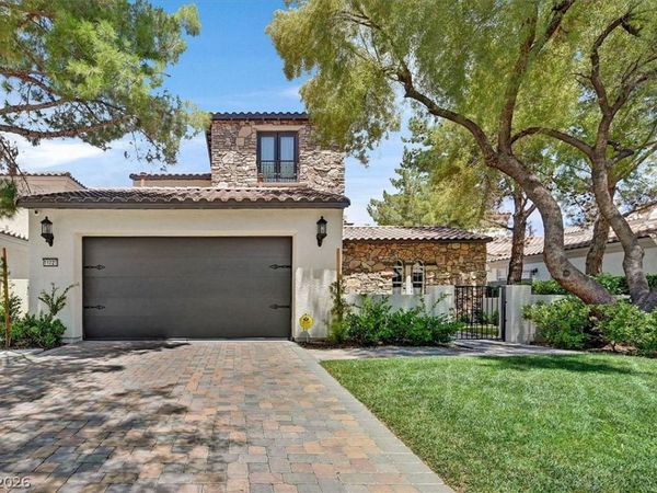 11828 Waterford Castle Court , Las Vegas, NV 89141