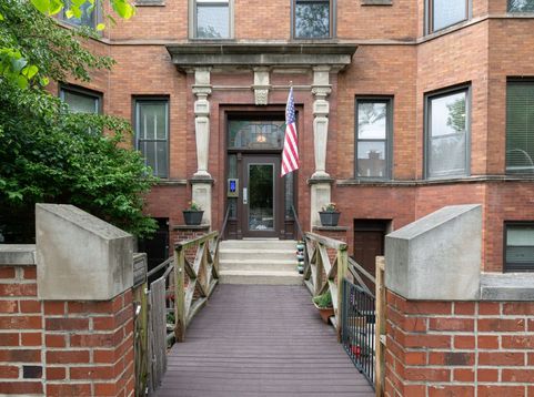 Main Photo