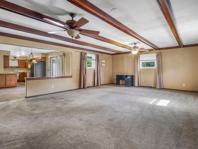 1293 W Old Henderson Road, Columbus, OH 43220 Photo 10