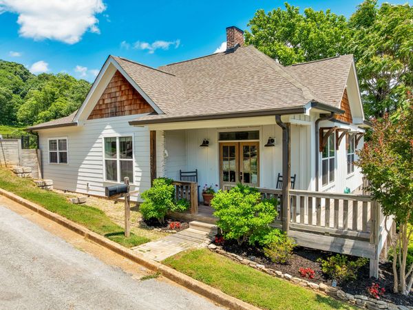 1721 W 39th Street, Chattanooga, TN 37409