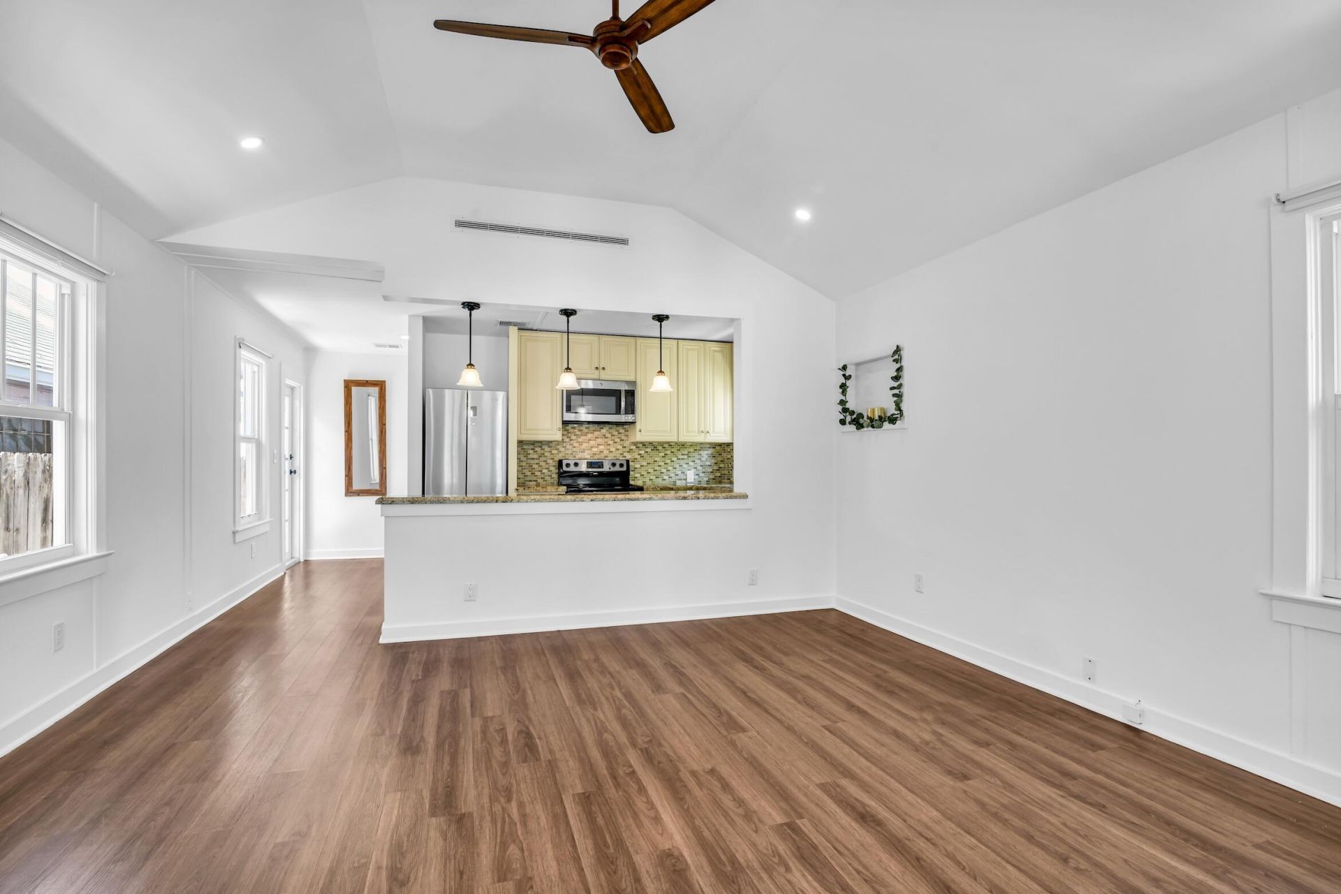 427 N J Street, Lake Worth Beach, FL 33460 Photo