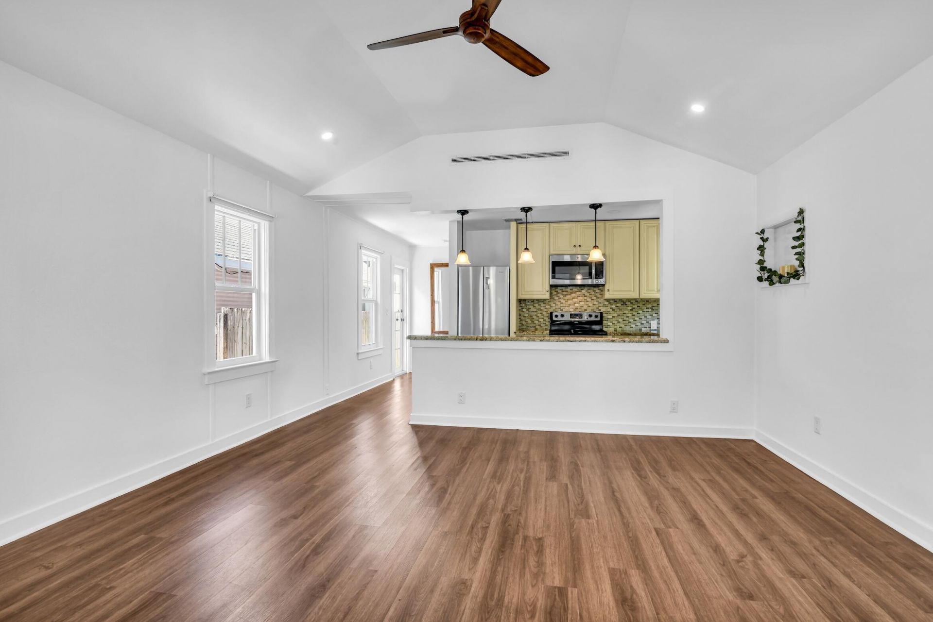 427 N J Street, Lake Worth Beach, FL 33460 Photo