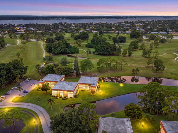 1225 NW 21st Street, Unit 17-1708, Stuart, FL 34994