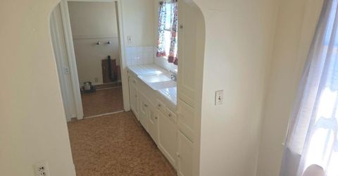 8106 Holly St, Oakland, CA 94621 Photo