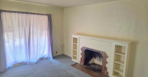 8106 Holly St, Oakland, CA 94621 Photo
