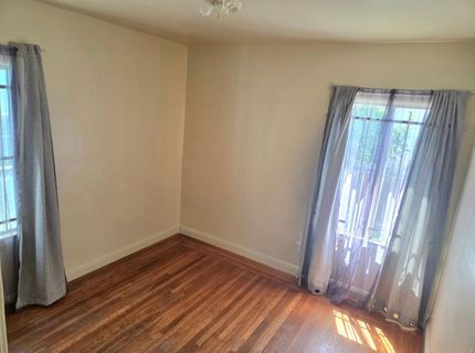 8106 Holly St, Oakland, CA 94621 Photo
