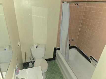 8106 Holly St, Oakland, CA 94621 Photo