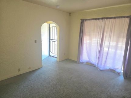 8106 Holly St, Oakland, CA 94621 Photo