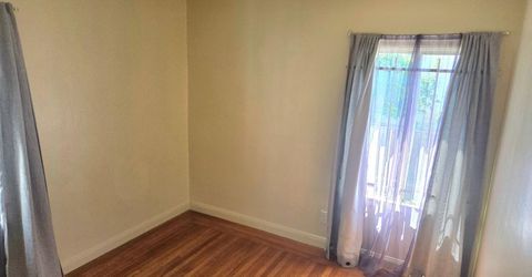 8106 Holly St, Oakland, CA 94621 Photo