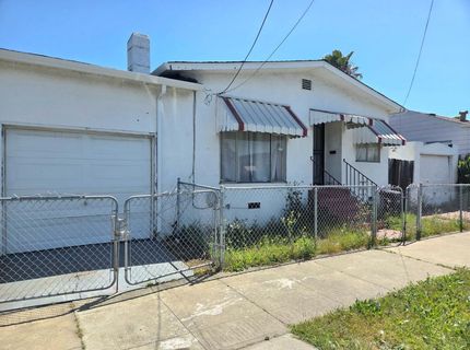 8106 Holly St, Oakland, CA 94621 Photo