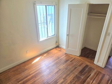 8106 Holly St, Oakland, CA 94621 Photo