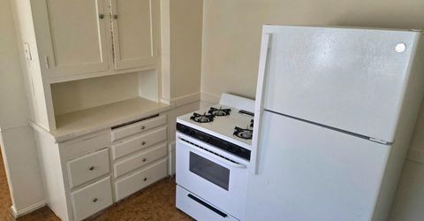 8106 Holly St, Oakland, CA 94621 Photo
