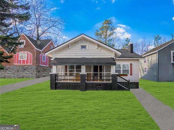 684 S Elizabeth Place NW, Atlanta, GA 30318