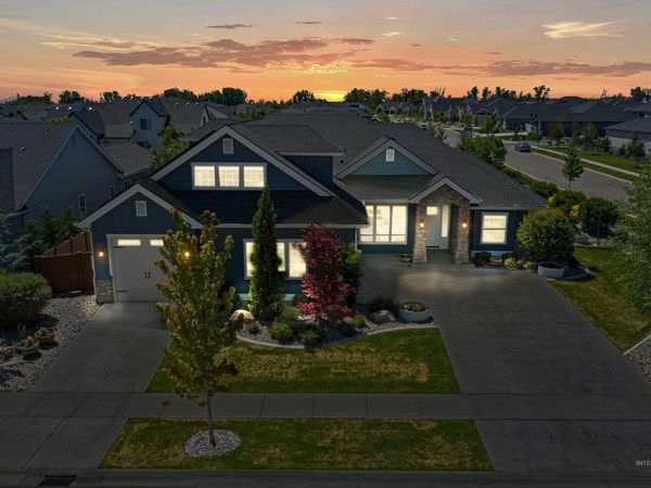 2559 N Synergy Ave., Eagle, ID 83616