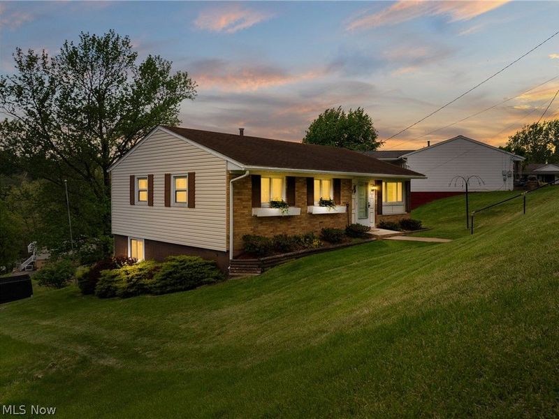 5 Sunset Drive, Martins Ferry, OH 43935 Photo 4