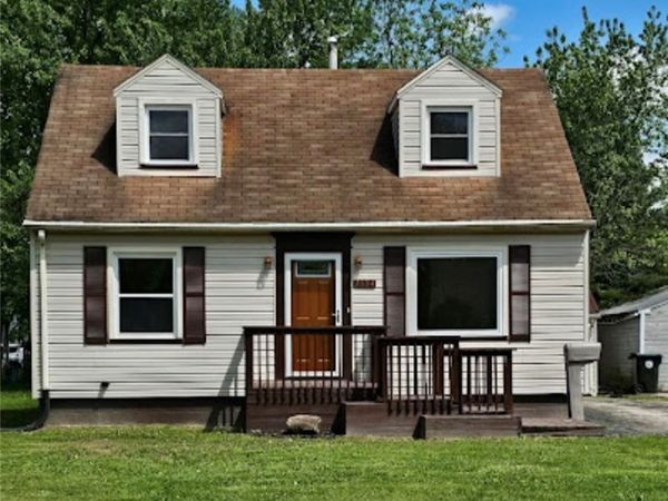 2134 Estabrook Avenue NW, Warren, OH 44485