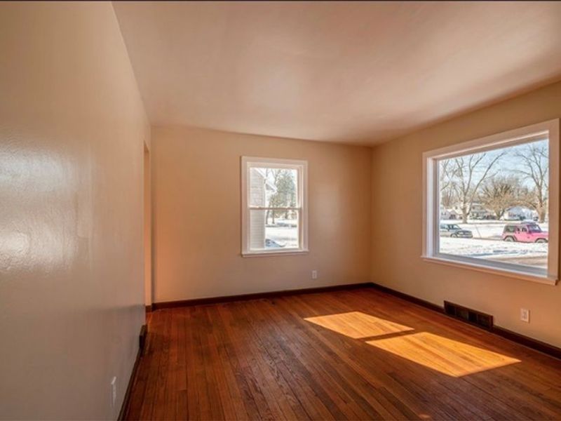 2134 Estabrook Avenue NW, Warren, OH 44485 Photo 8