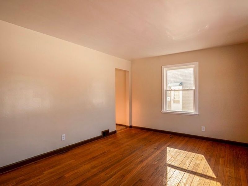 2134 Estabrook Avenue NW, Warren, OH 44485 Photo 9