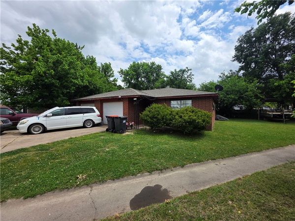 2507 Jill Circle , Unit A & B, Springdale, AR 72762
