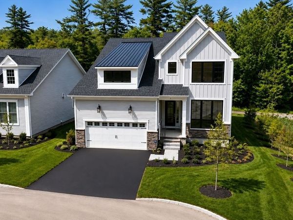 1 Juniper Ln, Unit 1, Tyngsborough, MA 01879