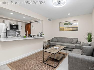 213 1/2 N Main Street, Ann Arbor, MI 48104