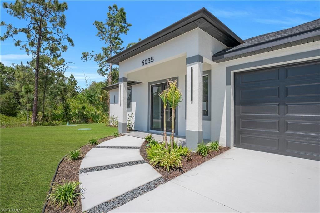 5035 Spinnaker Rd , Labelle, FL 33935 Photo